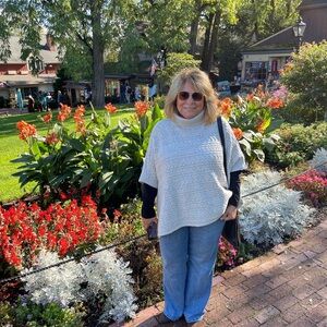 Meet your Posher, Rosann